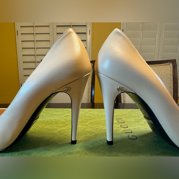 New Gucci GG High Heel Leather Beige Pumps Shoes 38 / US 8 - Picture 10 of 16